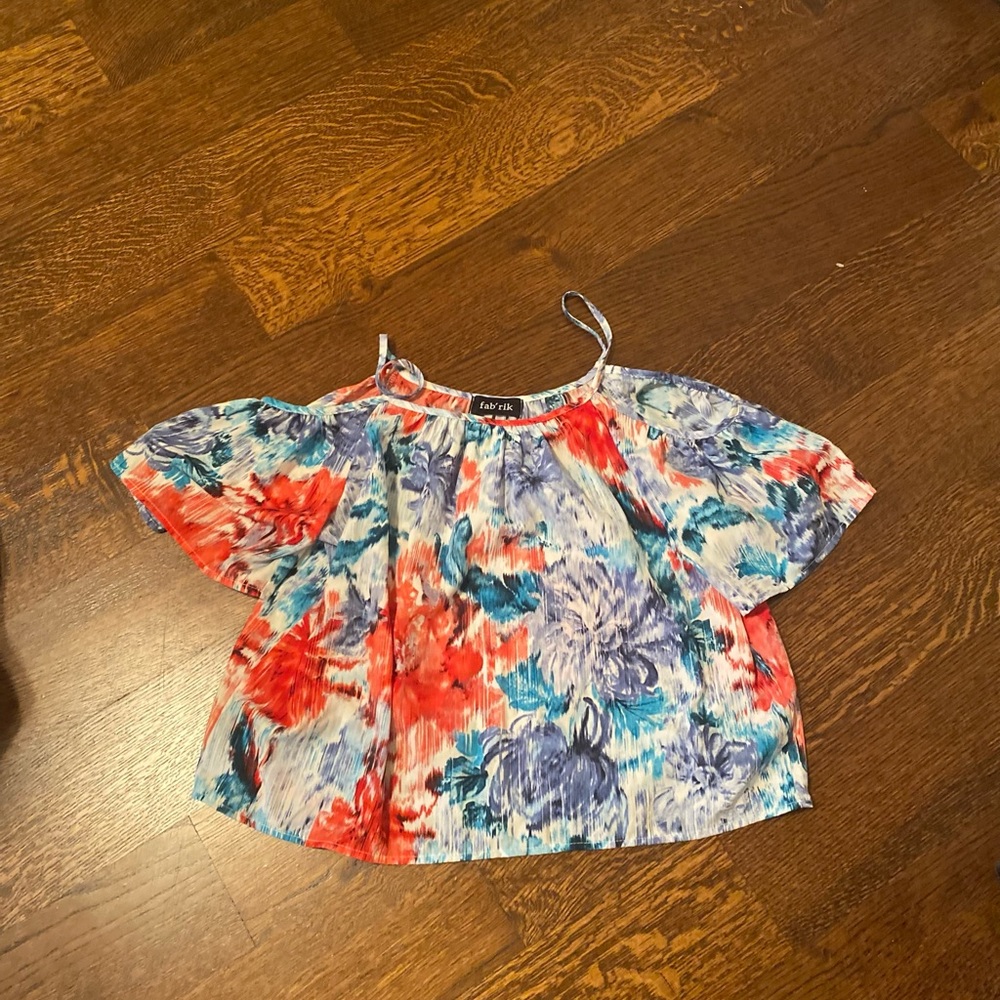 Floral Cold Shoulder top